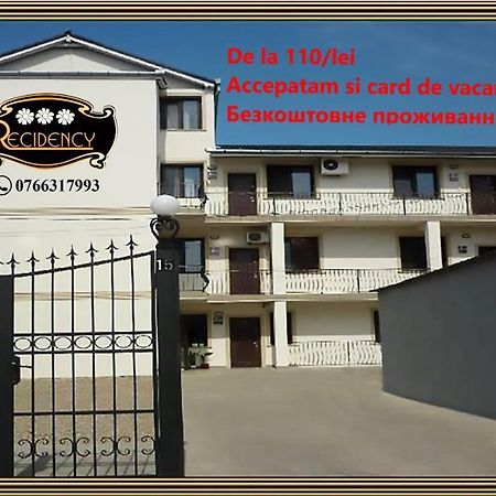 Hotel Pension Recidency Oradea Exterior foto